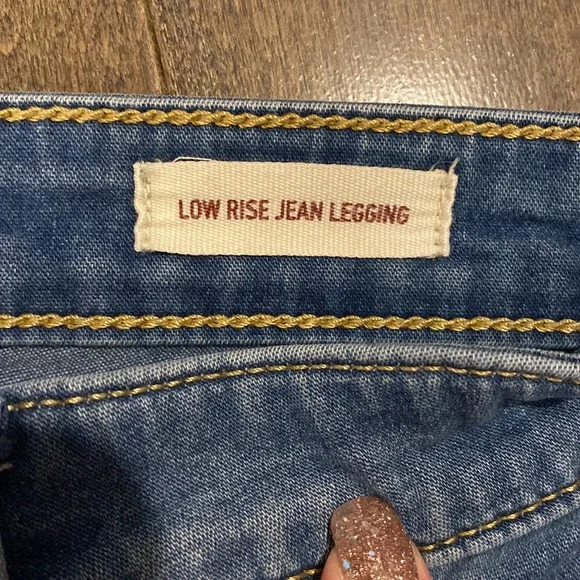 Hollister Low Rise Jean Legging - Picture 3 of 7